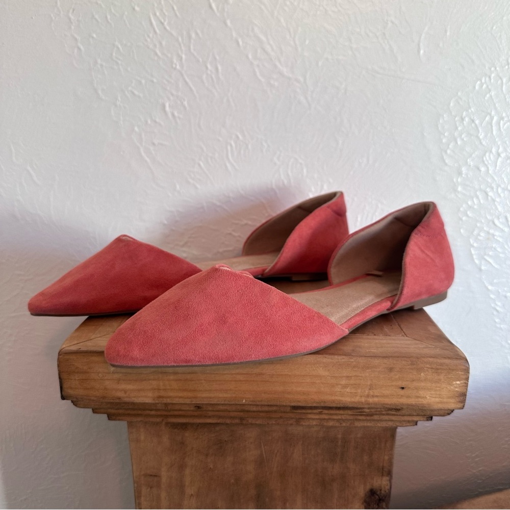 Old Navy Women's Coral Flats Size 9